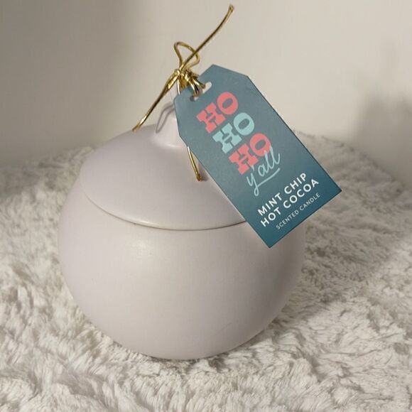 HoHoHo Y'all Mint Chip Hot Cocoa Christmas Ornament Candle - Picture 3 of 7